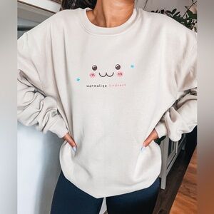 Cute Beige Sweater with Graphic Design XL